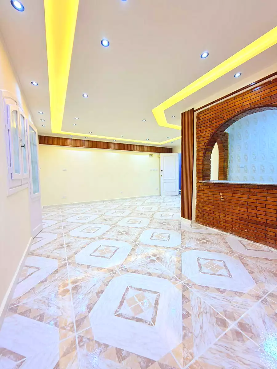 https://aqarmap.com.eg/ar/listing/7366681-for-sale-alexandria-al-agamy-shataa-el-nakheel