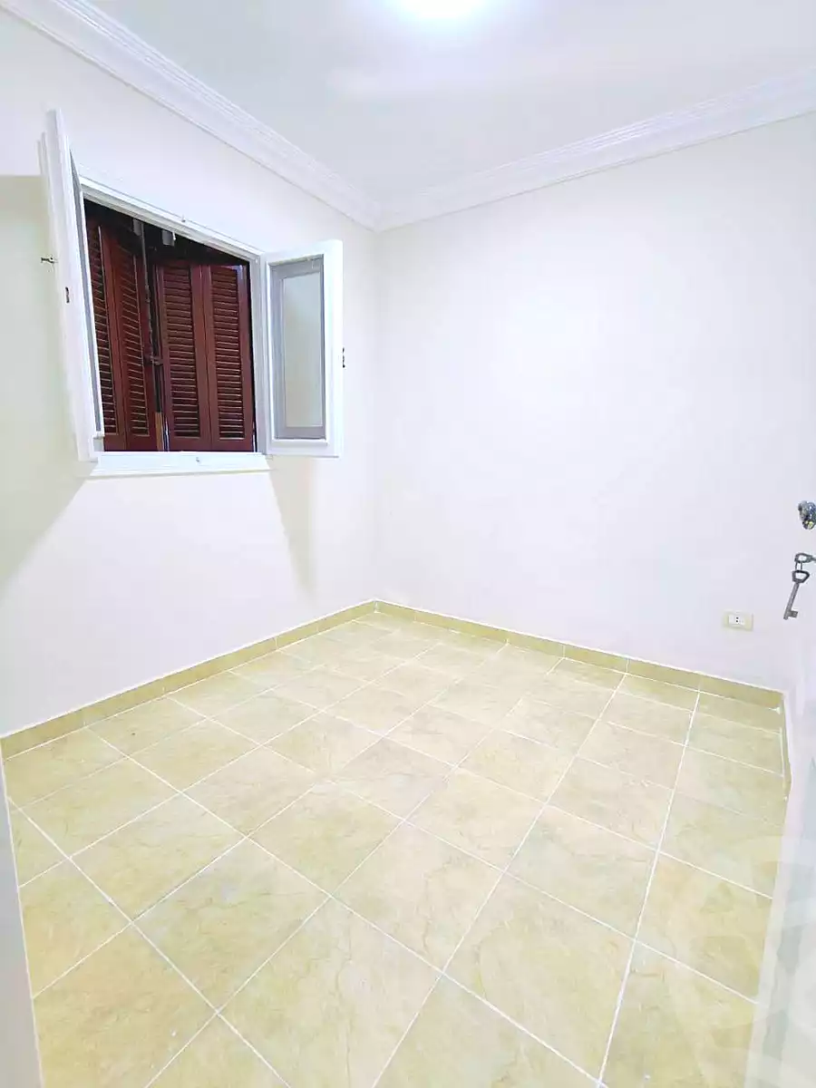 https://aqarmap.com.eg/ar/listing/7366745-for-sale-alexandria-al-agamy-shataa-el-nakheel