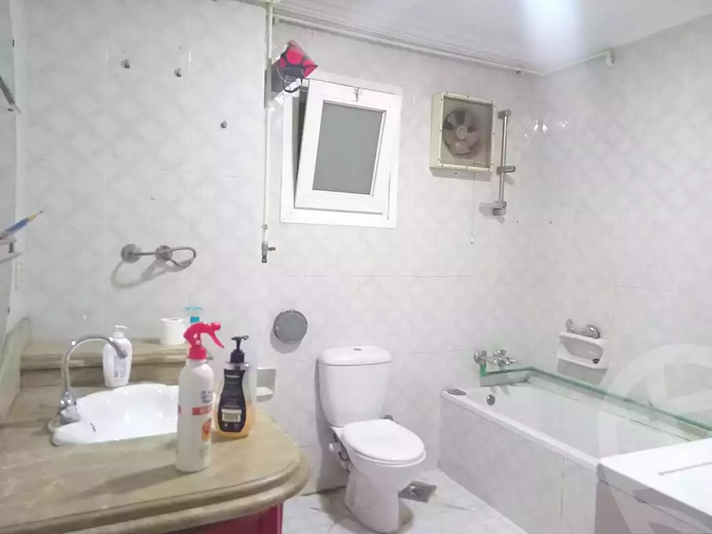 https://aqarmap.com.eg/ar/listing/7366969-for-rent-cairo-heliopolis-ard-el-golf-el-merghany-st