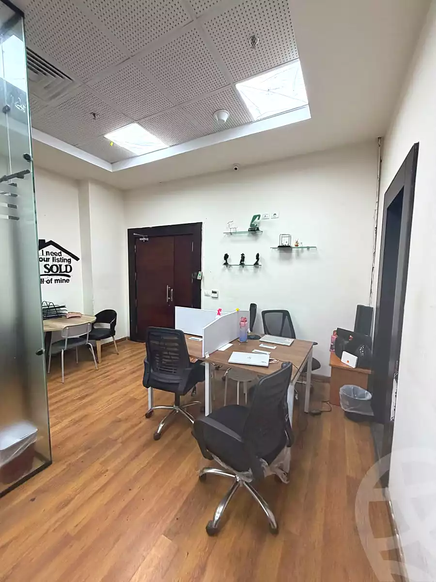 https://aqarmap.com.eg/ar/listing/7171779-for-rent-cairo-new-cairo-compounds-sntrw-mwl