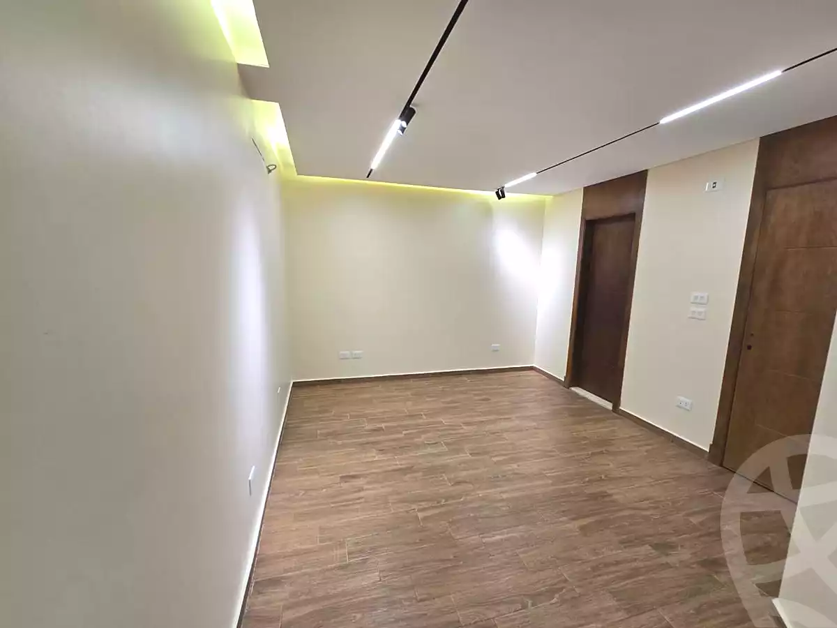 https://aqarmap.com.eg/en/listing/7367744-for-rent-cairo-el-maadi-compounds-rayhanah-plaza