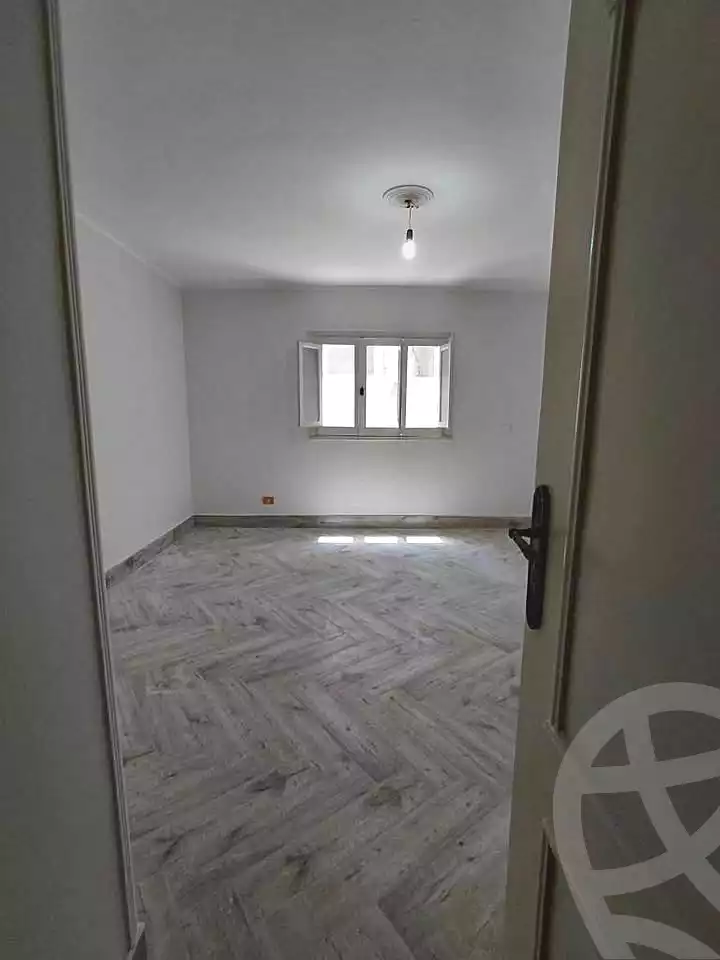 https://aqarmap.com.eg/ar/listing/7368437-for-sale-alexandria-smouha-14th-of-may-st