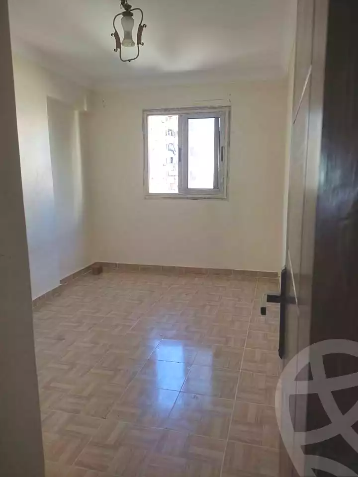 https://aqarmap.com.eg/ar/listing/7368734-for-rent-alexandria-sydy-bshr-sydy-bshr-bhry-ali-hipa-st