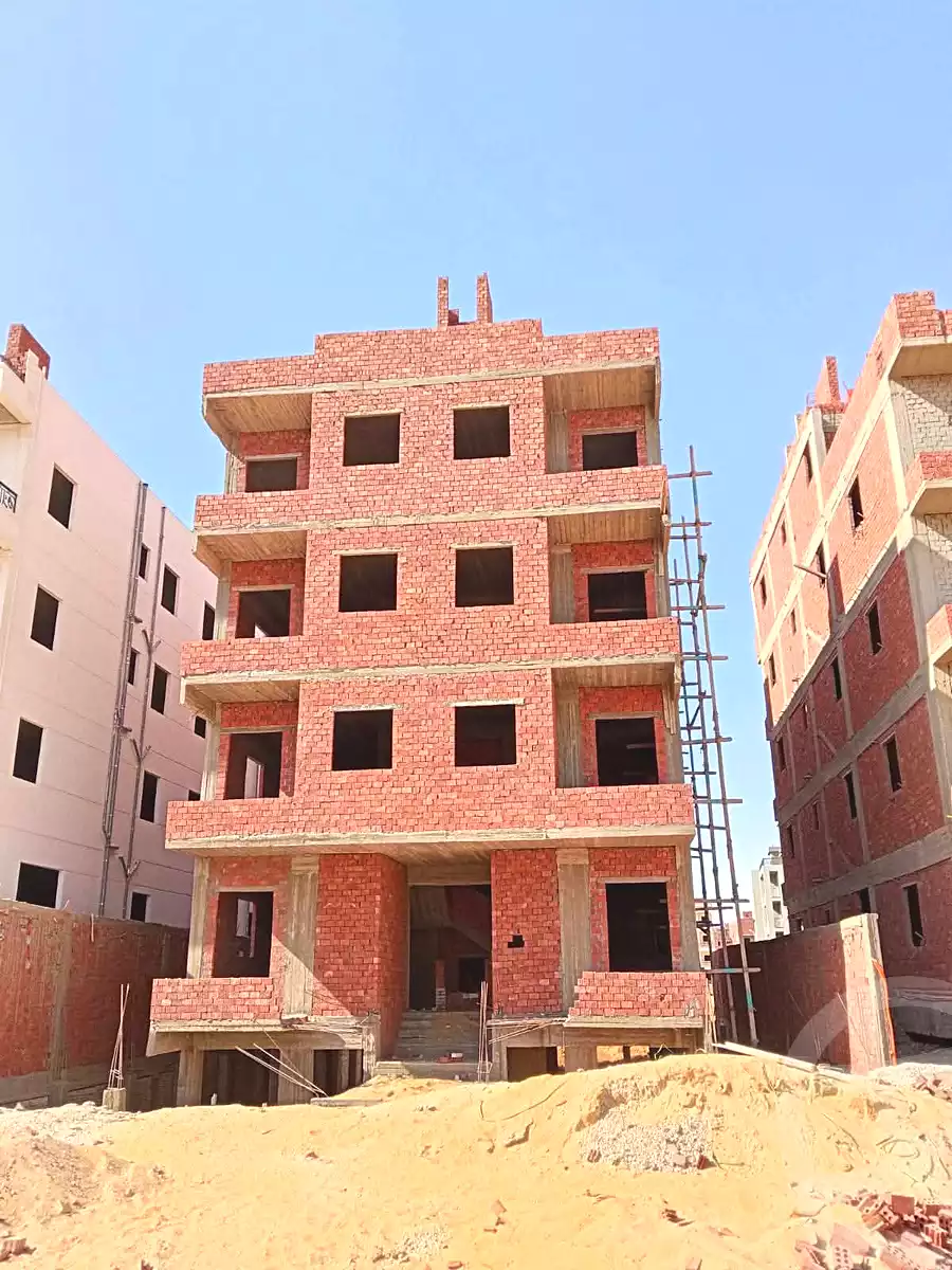 https://aqarmap.com.eg/en/listing/7369189-for-sale-cairo-6th-of-october-hadaeq-october-golden-square