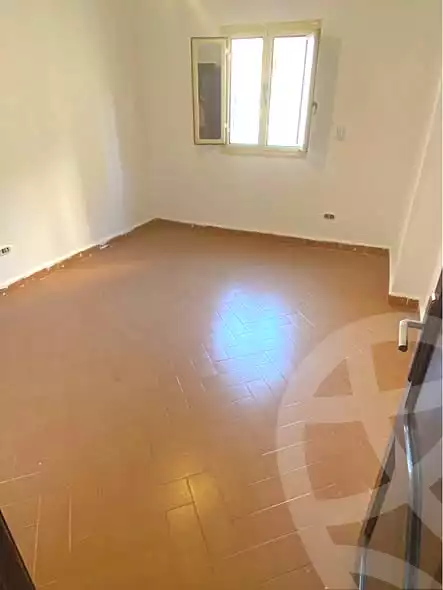 https://aqarmap.com.eg/en/listing/7369423-for-sale-alexandria-ganaklis