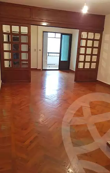 https://aqarmap.com.eg/ar/listing/7369006-for-sale-alexandria-lauran-mohammed-al-eqbal-st