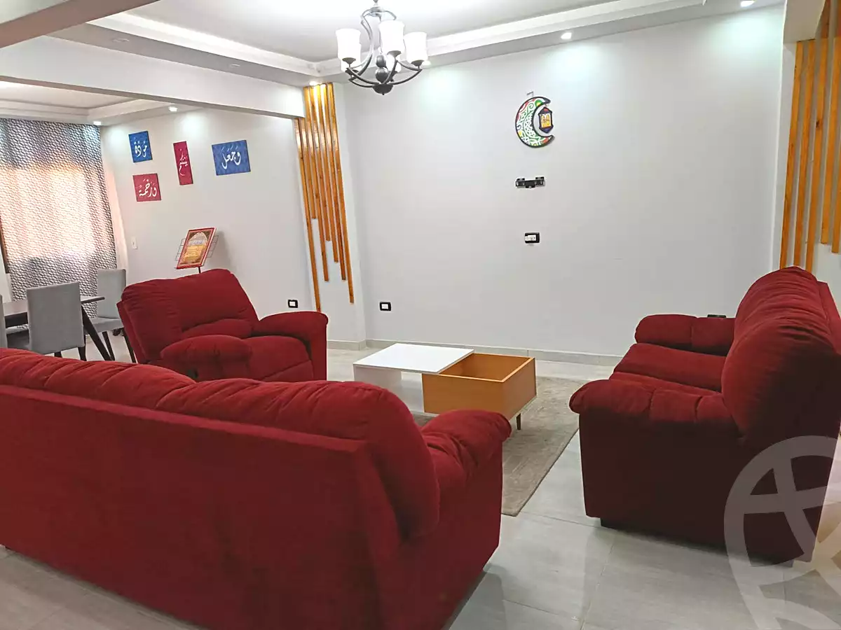 https://aqarmap.com.eg/ar/listing/7370011-for-sale-cairo-helwan-lmjwr-lrb-lmshrw-lmryky-street-104