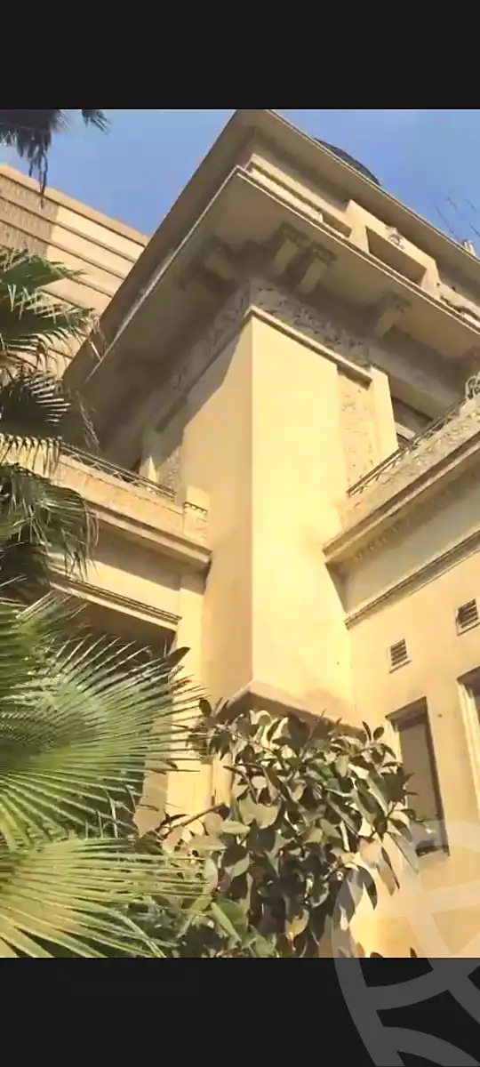https://aqarmap.com.eg/en/listing/7370054-for-sale-cairo-ljyz-shareaa-morad  charel degol