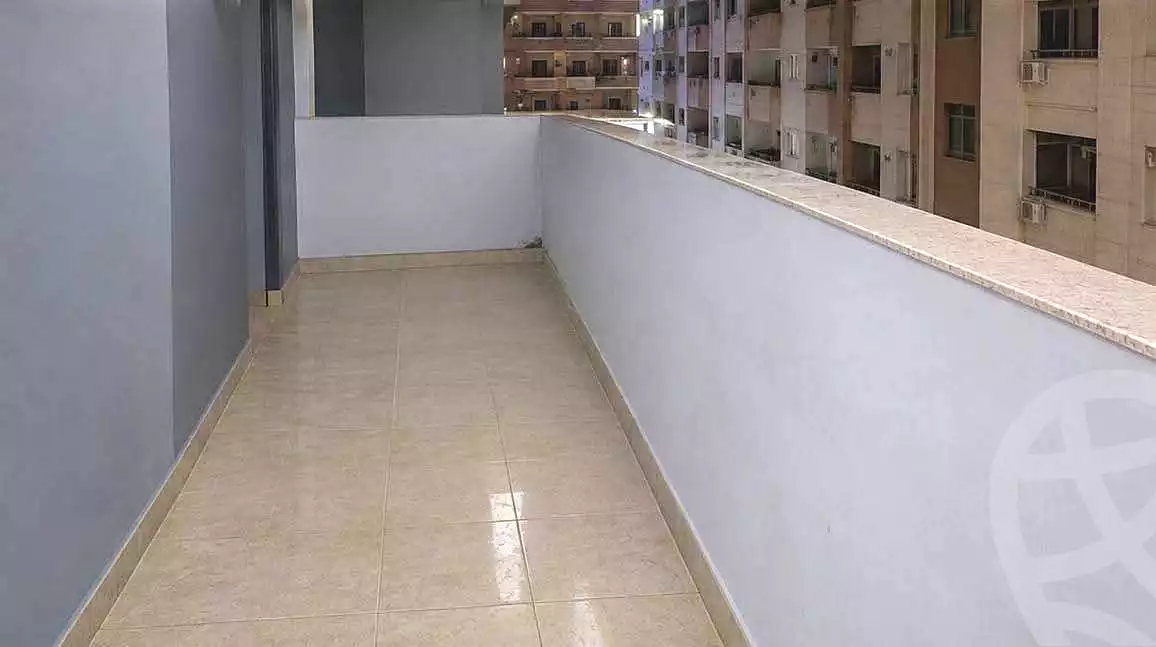 https://aqarmap.com.eg/ar/listing/7370180-for-sale-alexandria-el-asafra-l-sfr-bhry