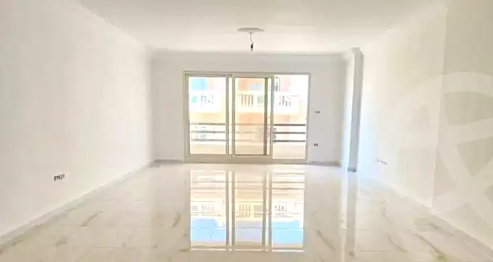 https://aqarmap.com.eg/ar/listing/7370327-for-rent-alexandria-lauran