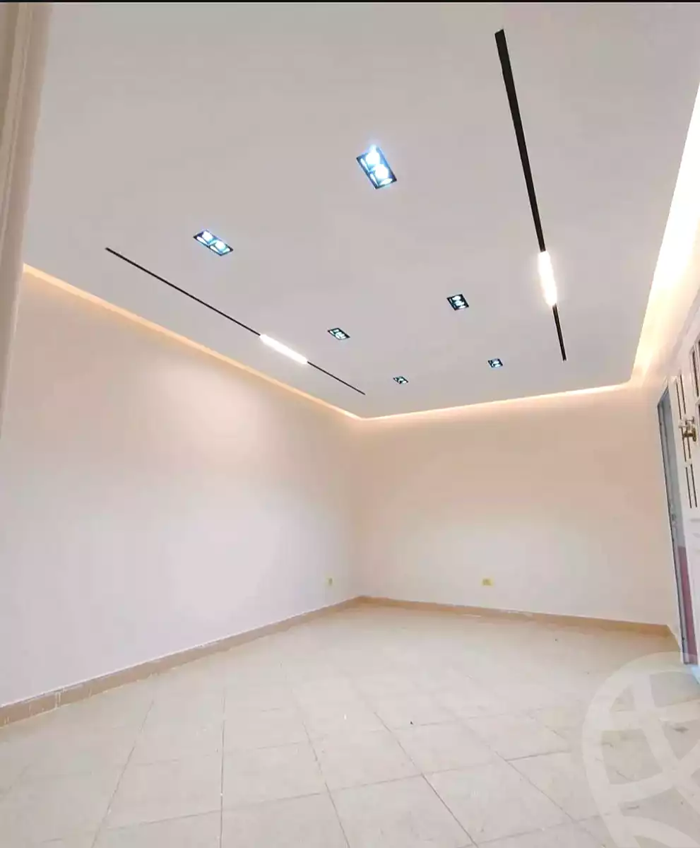https://aqarmap.com.eg/ar/listing/7370348-for-sale-alexandria-al-agamy-lbytsh-al-kaada-st