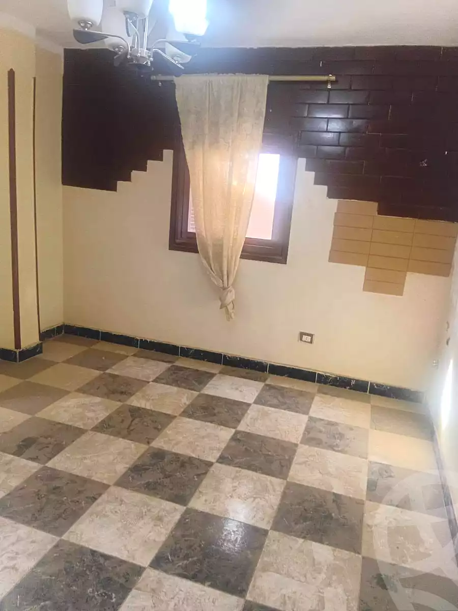 https://aqarmap.com.eg/en/listing/7370422-for-rent-cairo-ain-shams-ahmed-esmat-st