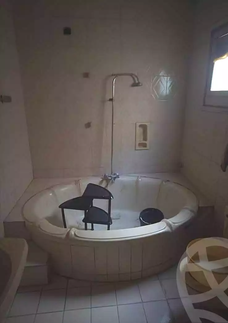 https://aqarmap.com.eg/en/listing/7371086-for-sale-cairo-shoubra-shr-shykwlny
