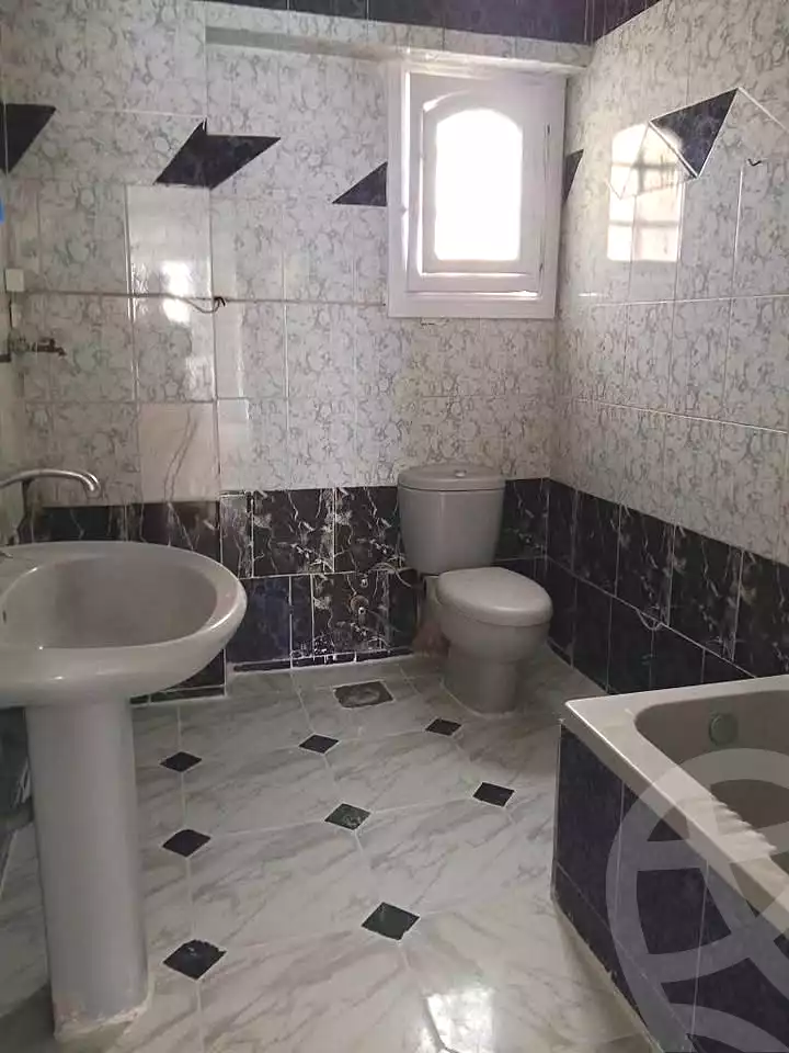 https://aqarmap.com.eg/ar/listing/7371328-for-sale-alexandria-al-agamy-shataa-el-nakheel