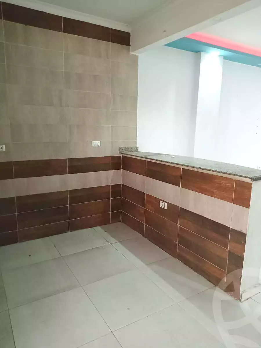 https://aqarmap.com.eg/ar/listing/7371349-for-rent-cairo-6th-of-october-el-ahyaa-neighborhood-4th-neighbourhood-1