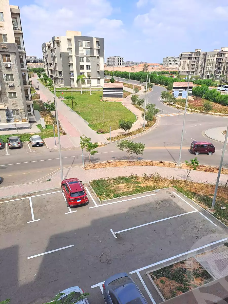 https://aqarmap.com.eg/en/listing/7371452-for-rent-cairo-el-sheikh-zayed-city-compounds-jn-zyd