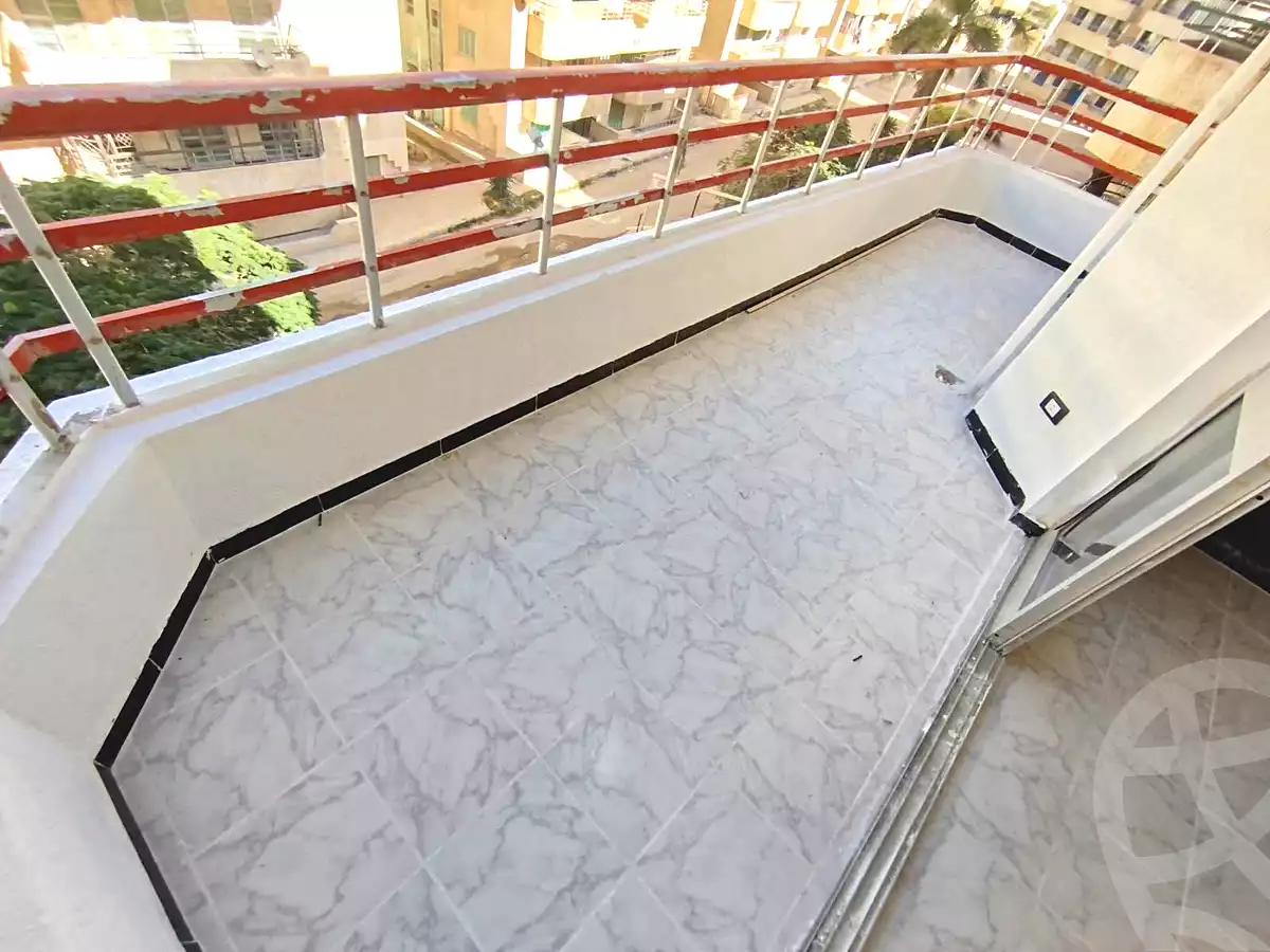 https://aqarmap.com.eg/en/listing/7371758-for-sale-alexandria-al-agamy-shataa-el-nakheel