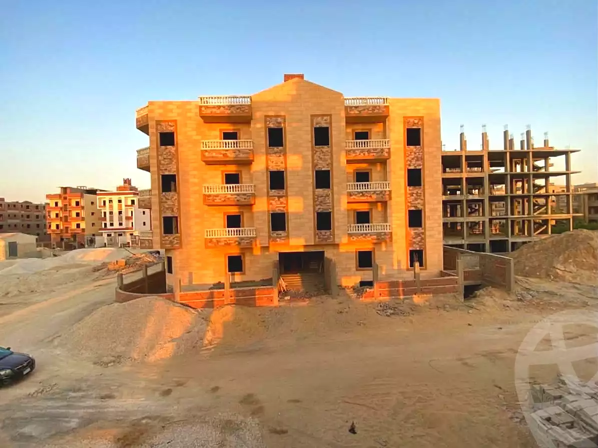 https://aqarmap.com.eg/ar/listing/7371816-for-sale-cairo-6th-of-october-hadaeq-october-golden-square