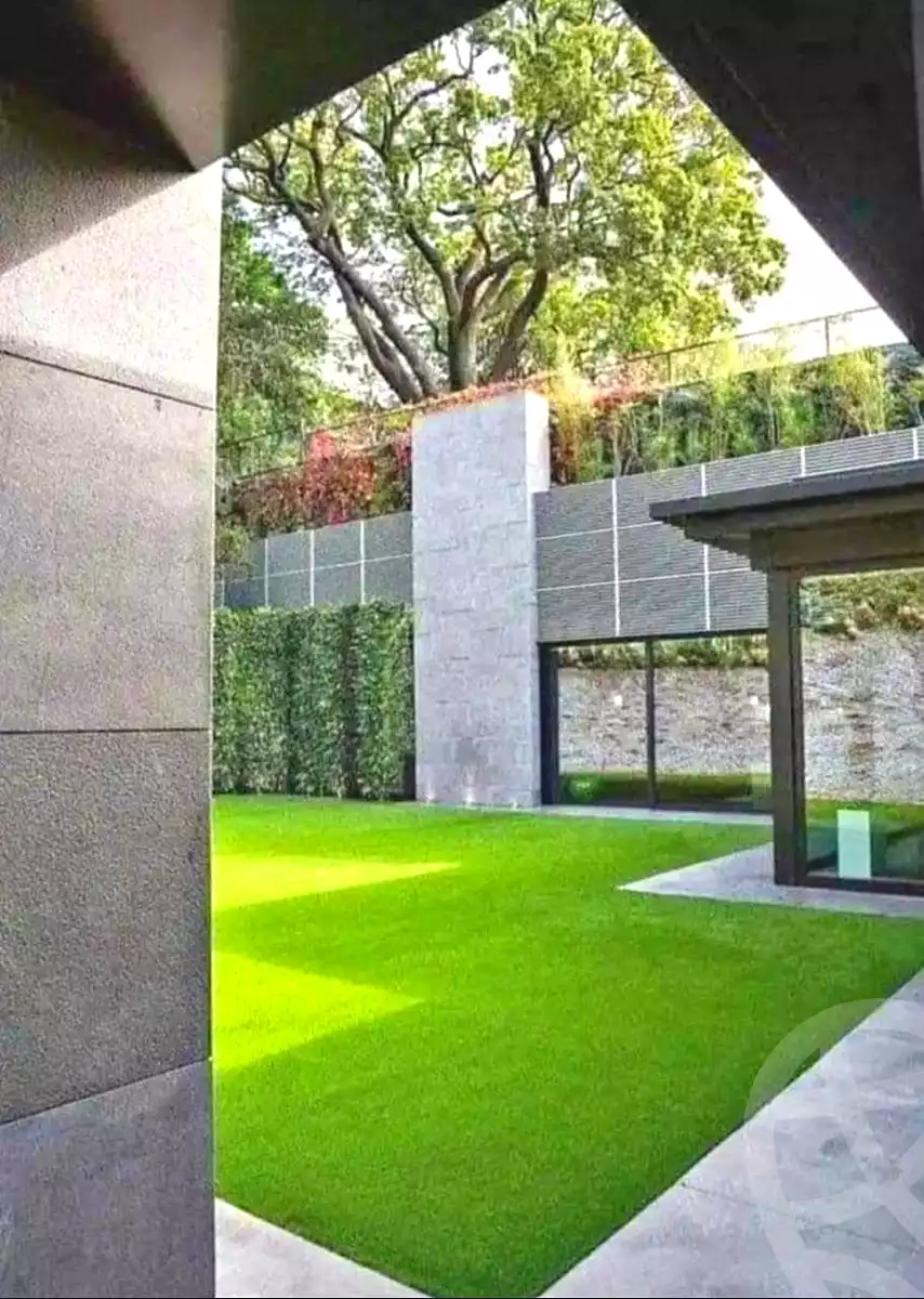 https://aqarmap.com.eg/ar/listing/7371890-for-sale-cairo-new-cairo-compounds-the-crest-compound-il-cazar