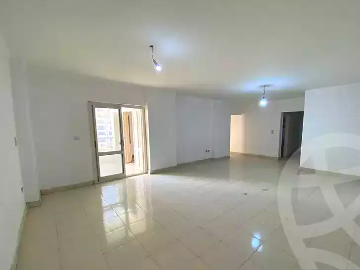 https://aqarmap.com.eg/ar/listing/7371958-for-sale-asyut-asyut-city-shark-masged-al-fath