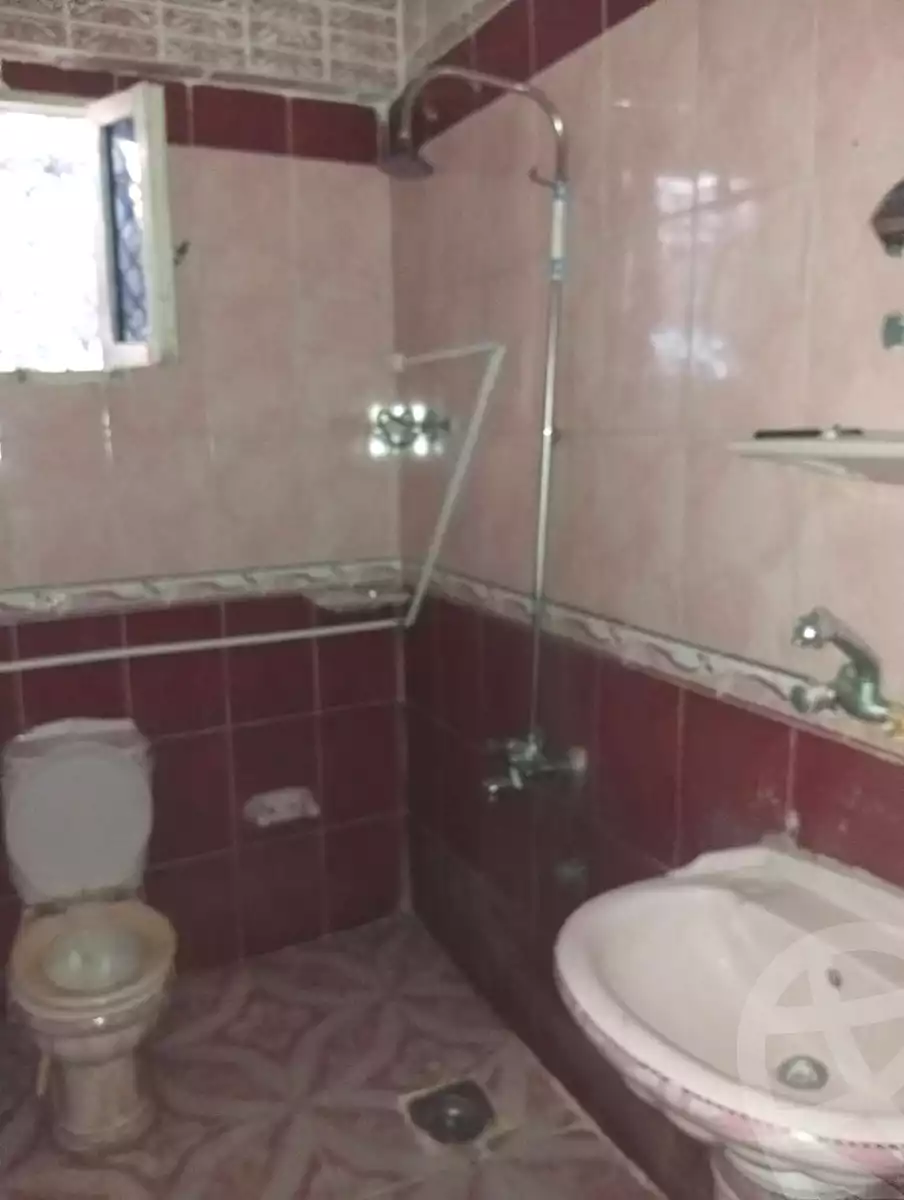 https://aqarmap.com.eg/ar/listing/7372827-for-sale-alexandria-alhadara-new-el-hadra