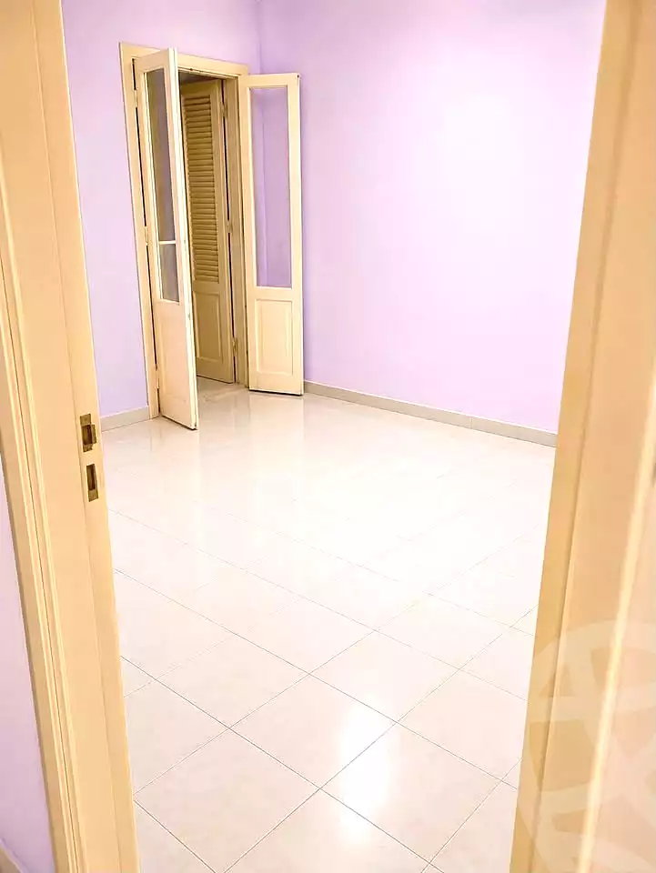 https://aqarmap.com.eg/ar/listing/7372945-for-rent-alexandria-bolekly-shr-lblbl
