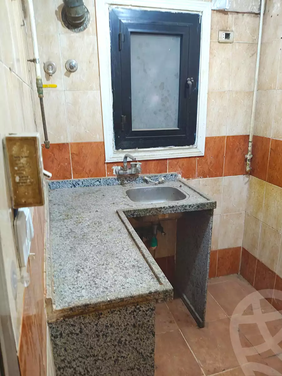 https://aqarmap.com.eg/ar/listing/7372073-for-sale-cairo-helwan-helwan-el-sharkeya-ismael-kamel-st