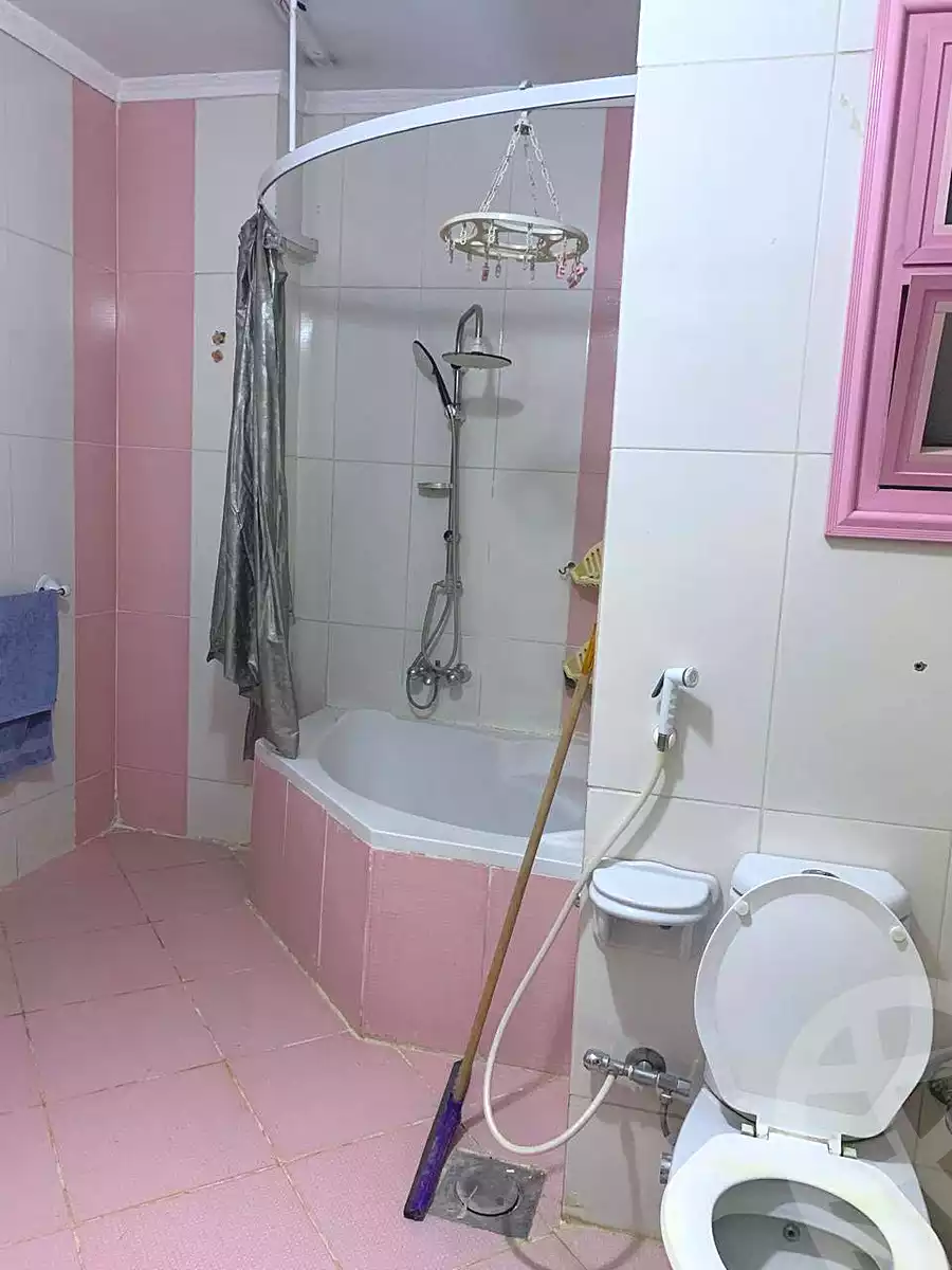 https://aqarmap.com.eg/en/listing/7373107-for-rent-cairo-hadayek-el-ahram