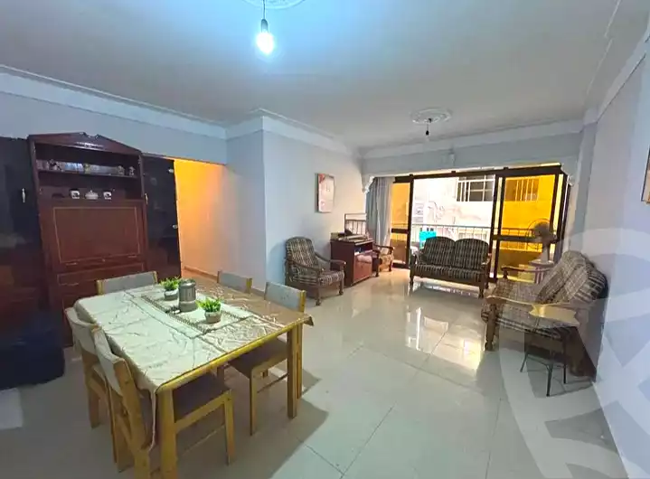 https://aqarmap.com.eg/en/listing/7373162-for-rent-alexandria-lauran