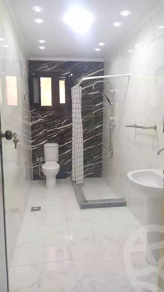 https://aqarmap.com.eg/ar/listing/7373165-for-sale-alexandria-al-agamy-lbytsh-bianchiii