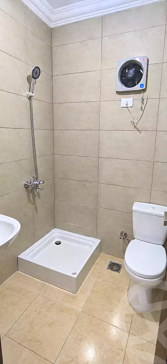 https://aqarmap.com.eg/en/listing/7373209-for-sale-cairo-new-cairo-lrhb-city-mtdd-lrhb-phase-8