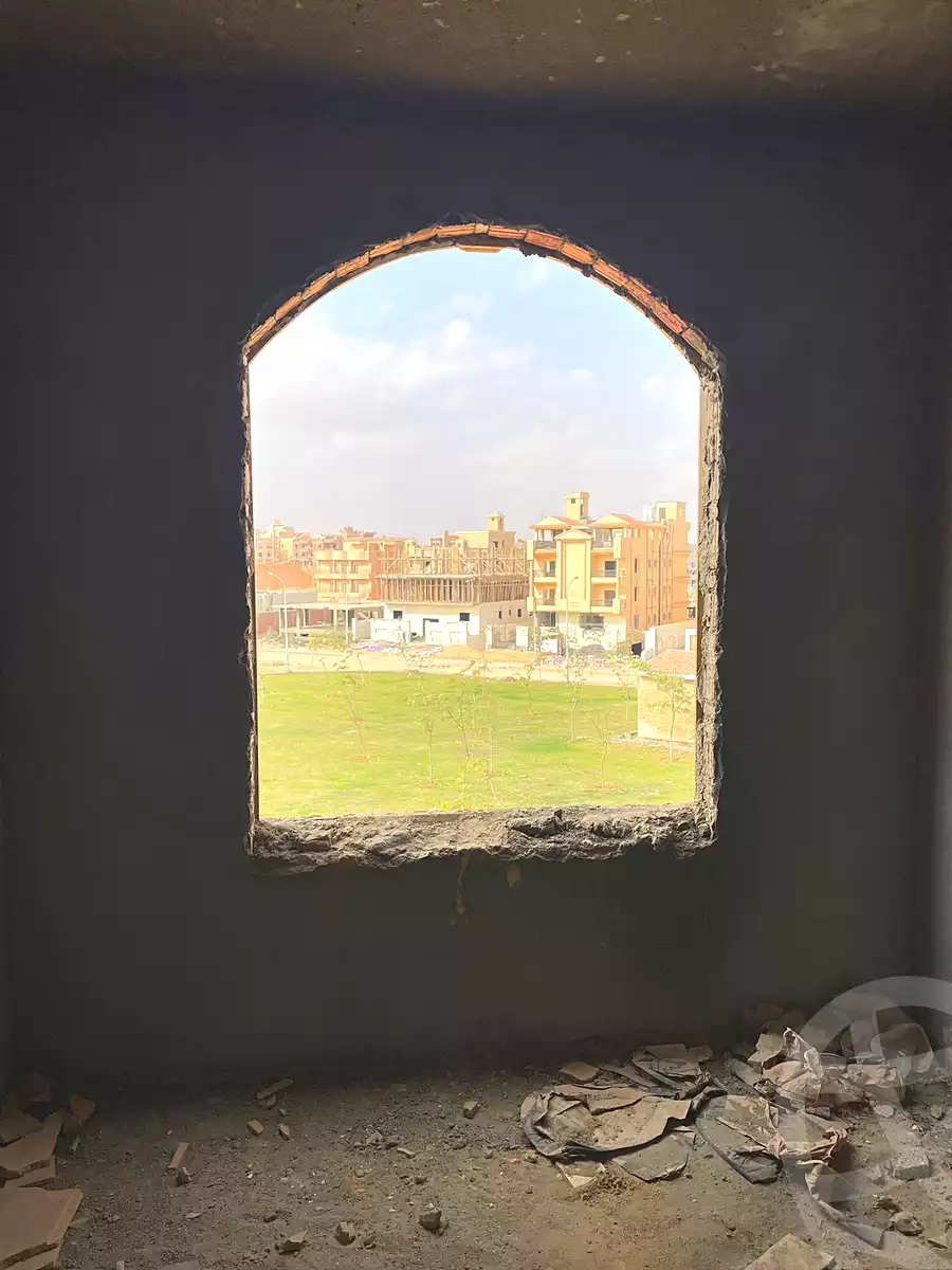 https://aqarmap.com.eg/ar/listing/7373837-for-sale-cairo-6th-of-october-el-tawsaat-el-shamalya-touristic-third-area