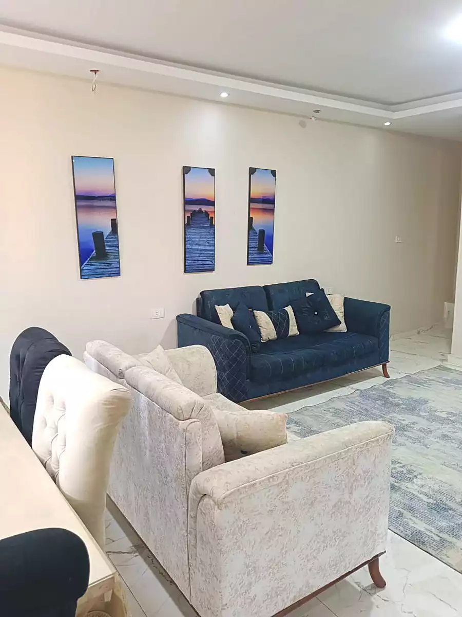 https://aqarmap.com.eg/ar/listing/7373962-for-rent-cairo-6th-of-october-el-ahyaa-neighborhood-1st
