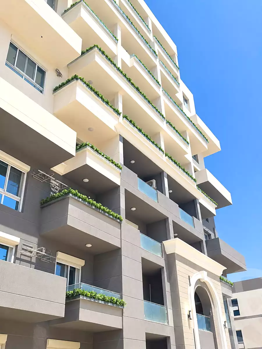 https://aqarmap.com.eg/en/listing/7374017-for-sale-cairo-new-cairo-compounds-dh-ykwn-2-ryzydns-styl-hwm
