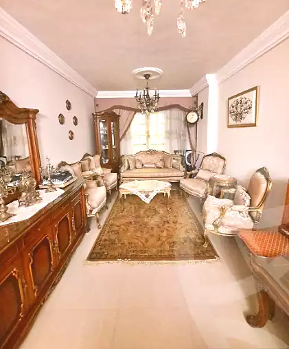 https://aqarmap.com.eg/ar/listing/7374750-for-sale-alexandria-glim
