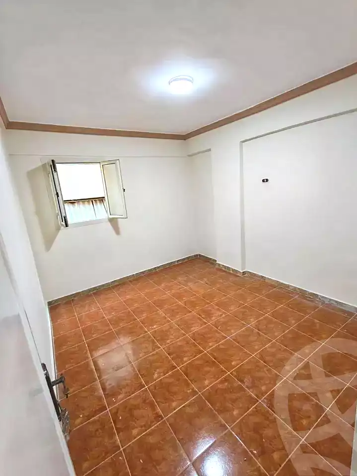 https://aqarmap.com.eg/en/listing/7374746-for-sale-alexandria-al-agamy-el-hanouvel-abo-bakr-el-sedeek-st
