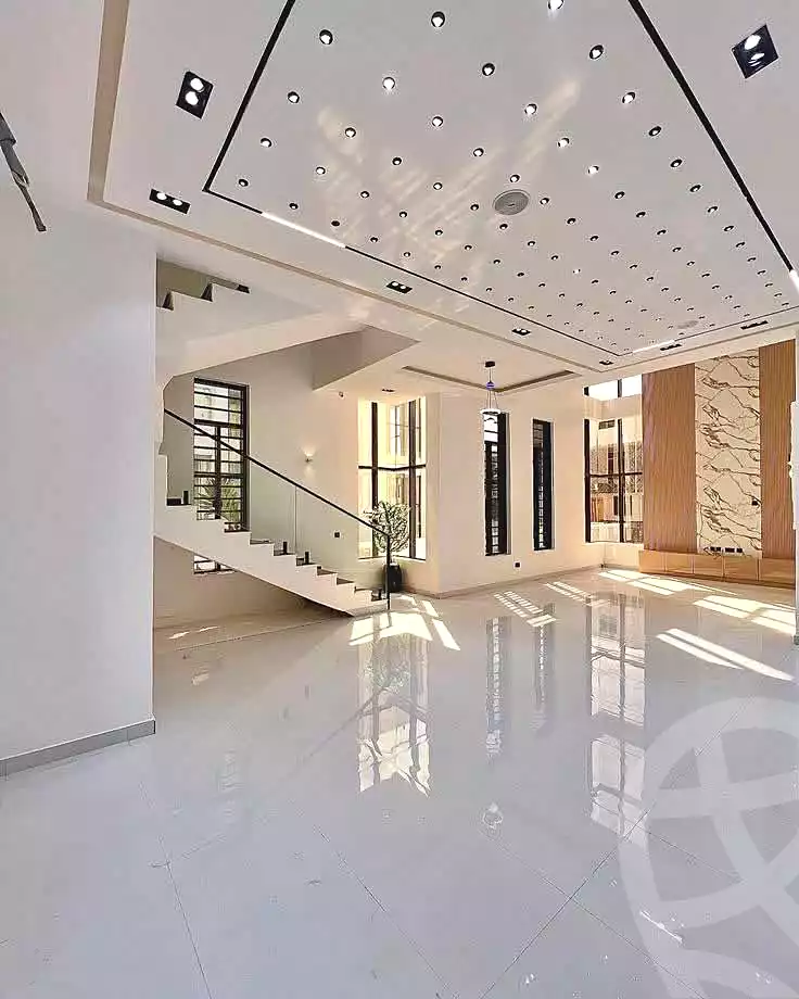 https://aqarmap.com.eg/ar/listing/7375714-for-sale-cairo-new-cairo-compounds-sarai-esse-residence-sarai