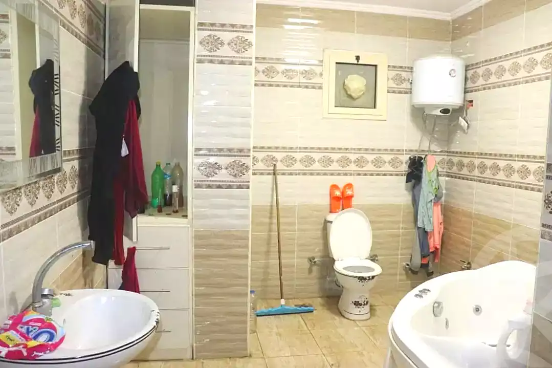https://aqarmap.com.eg/ar/listing/7375765-for-sale-cairo-ain-shams-el-naam-mohammed-fouad-hafez-st