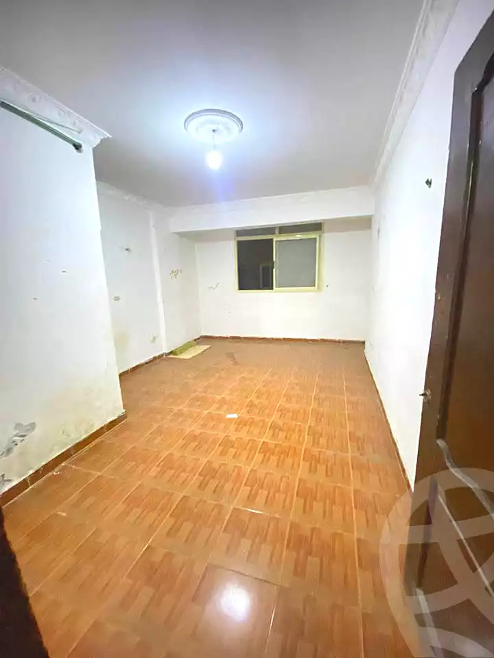 https://aqarmap.com.eg/ar/listing/7375948-for-rent-alexandria-al-agamy-lbytsh-bianchiii
