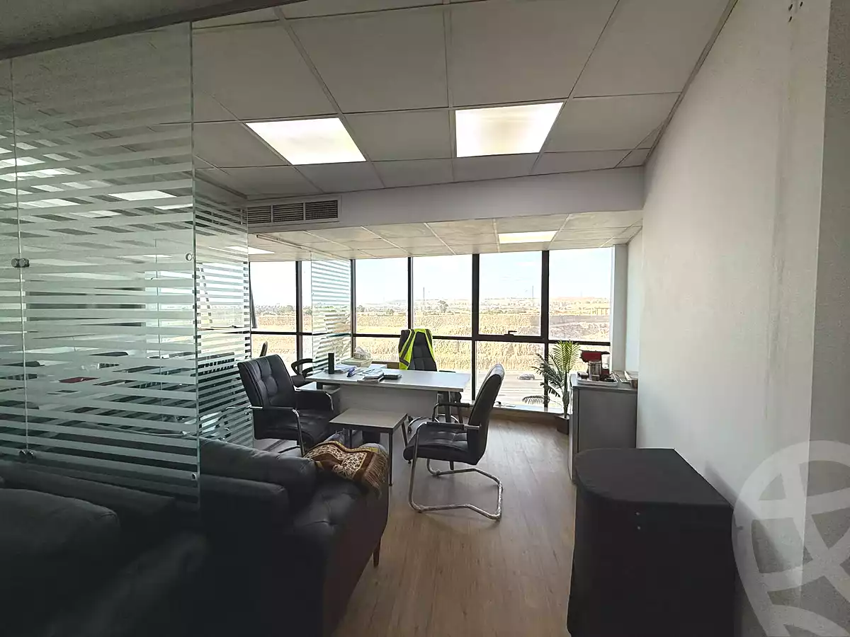 https://aqarmap.com.eg/ar/listing/7377364-for-rent-cairo-el-maadi-compounds-rayhanah-plaza
