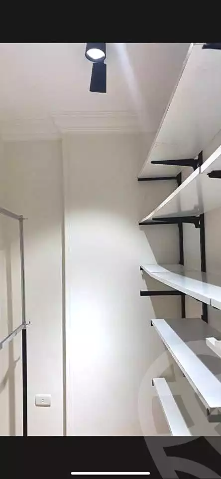 https://aqarmap.com.eg/ar/listing/7377820-for-sale-alexandria-sydy-bshr-sydy-bshr-bhry-mohammed-youssef-ghaly-st