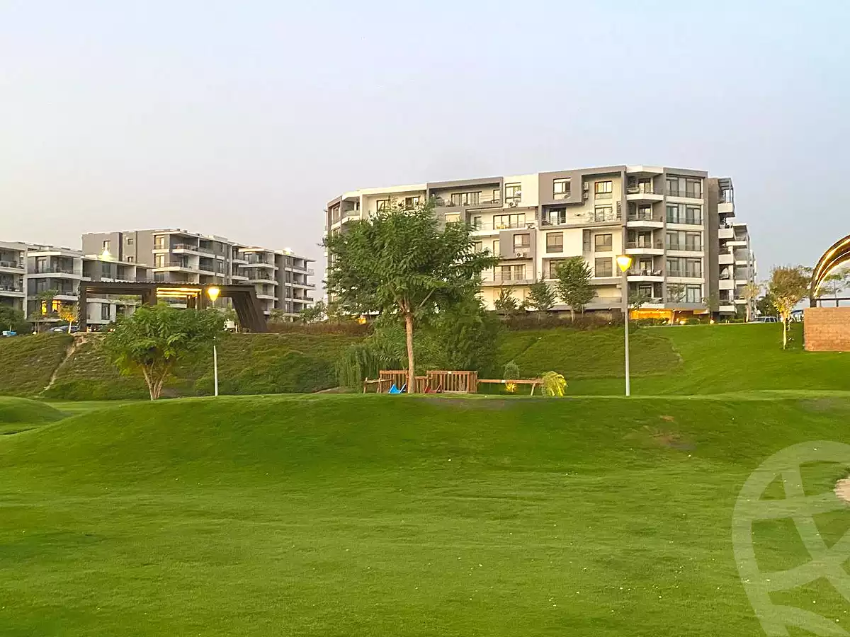 https://aqarmap.com.eg/en/listing/7377913-for-sale-cairo-new-cairo-compounds-tag-city