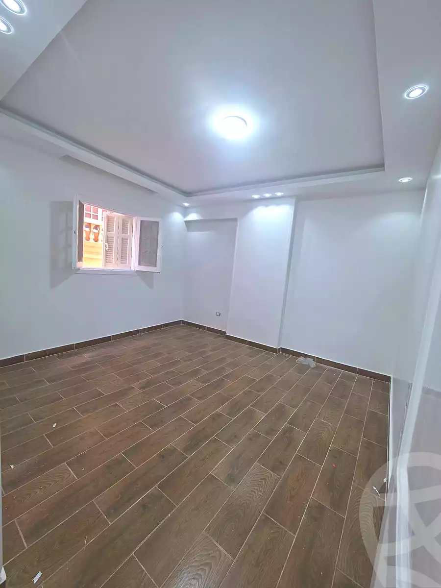 https://aqarmap.com.eg/ar/listing/7377983-for-sale-alexandria-miami-kaad-assrab-al-bhar-st
