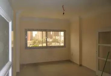 Apartment 140 M² Super lux in Gameat El Dewal El Arbabeya