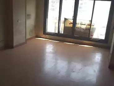 إداري للإيجار في المهندسين، القاهرة الكبرى، 200 متر