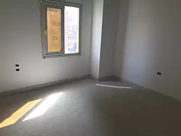 إداري للإيجار في شارع شهاب، المهندسين، 240 متر