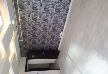 Administrative For rent - 4 rooms - floor 8
