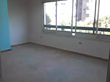 إداري للإيجار في شارع لبنان، المهندسين، 230 متر
