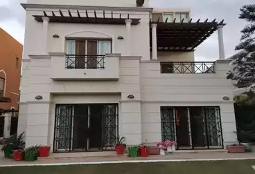 https://aqarmap.com.eg/en/listing/4844036-for-sale-cairo-el-sheikh-zayed-city-lshykh-zyd-ljdyd-kmbwnd-byl-fy-mr-msr-llttwyr-garden-villas-belle-vie