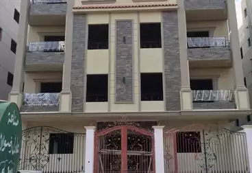 Apartment with Garden For sale in Bait El Watan